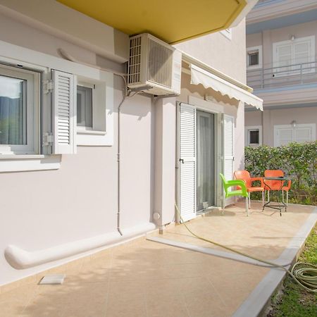 Despina'S House Apartment นีดรี ภายนอก รูปภาพ