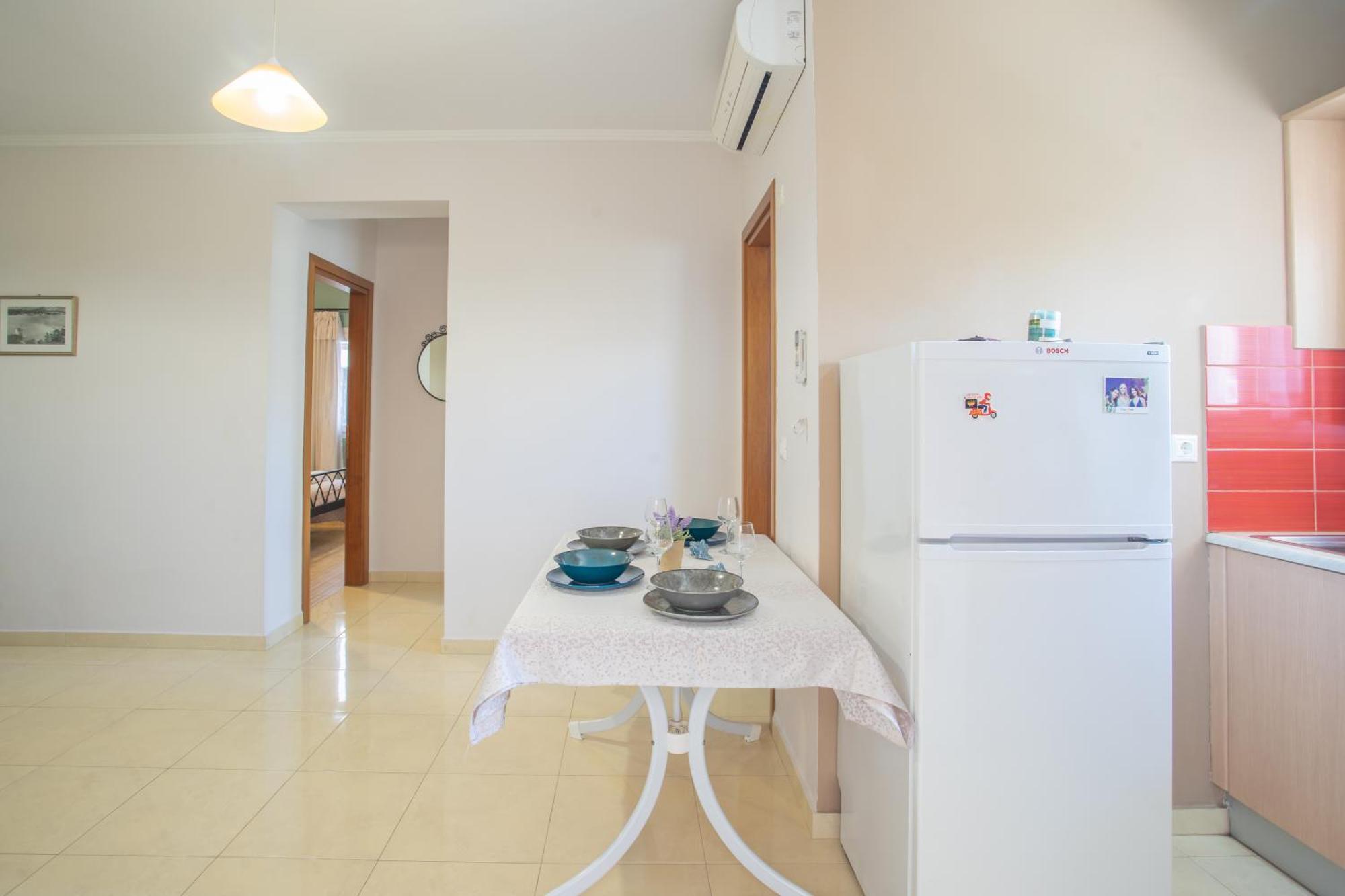 Despina'S House Apartment นีดรี ภายนอก รูปภาพ